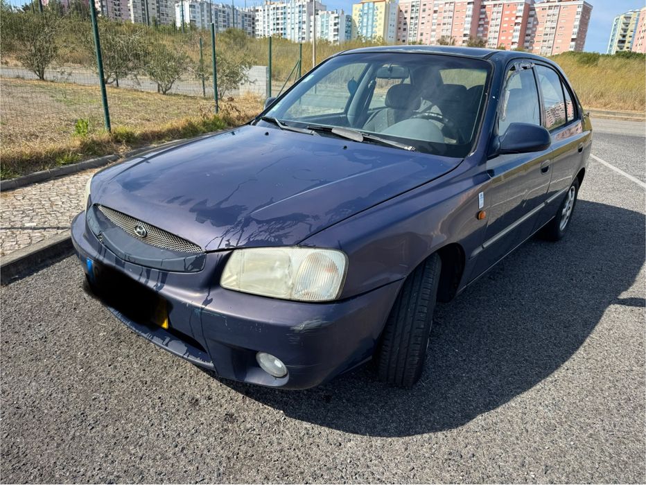 Hynday accent caixa automática