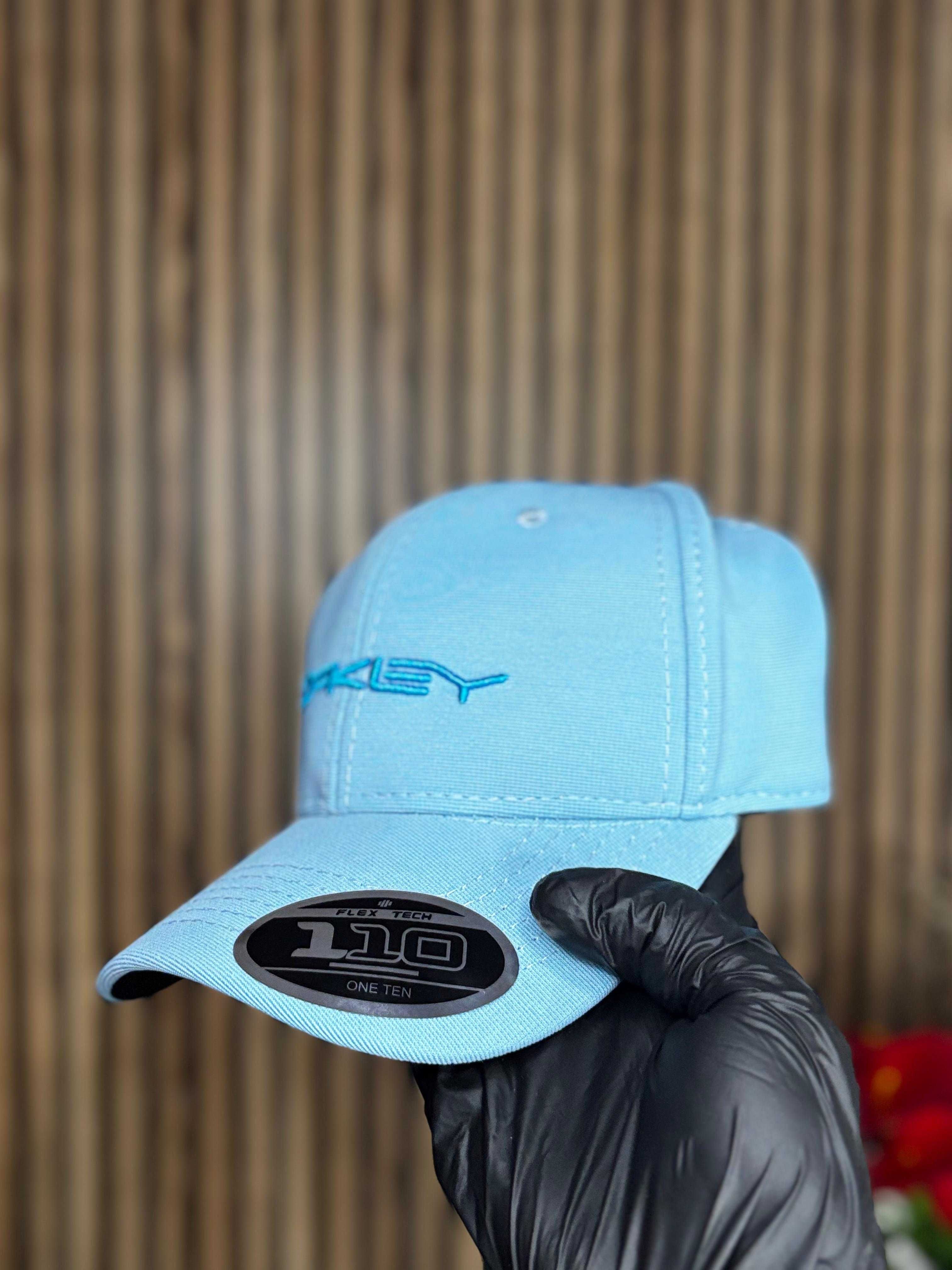 Boné Oakley Aba Curva azul marinho - 1º Linha