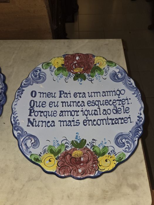 Par de pratos falantes