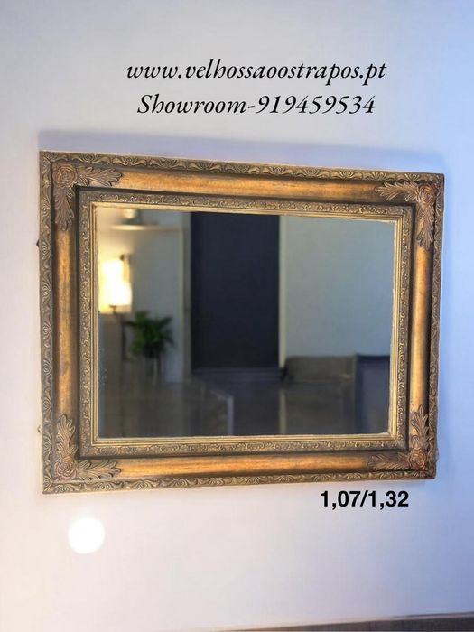 Grande variedade de espelhos