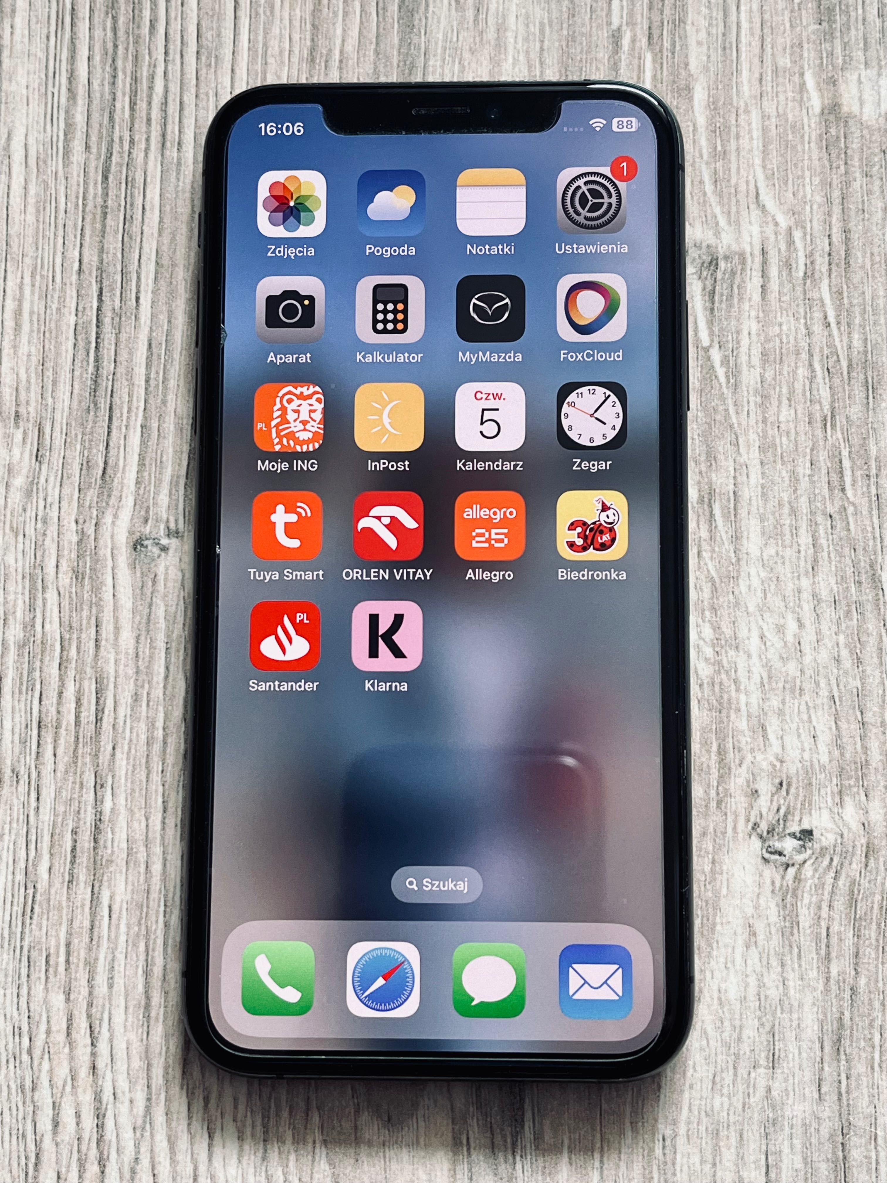 iPhone XS 64GB czarny
