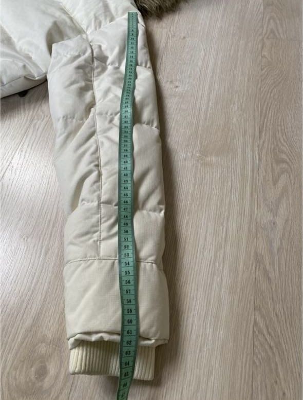 Пуховик бомбер helly hansen