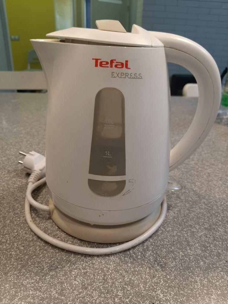 Электрочайник Tefal KO 299