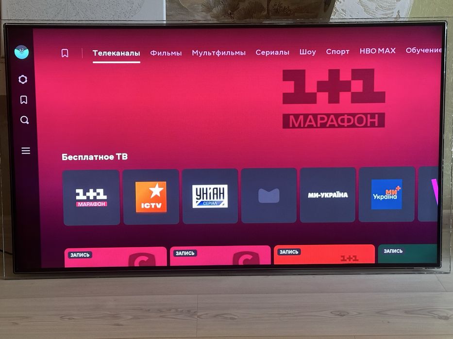 Продам телевизор Samsung / smart