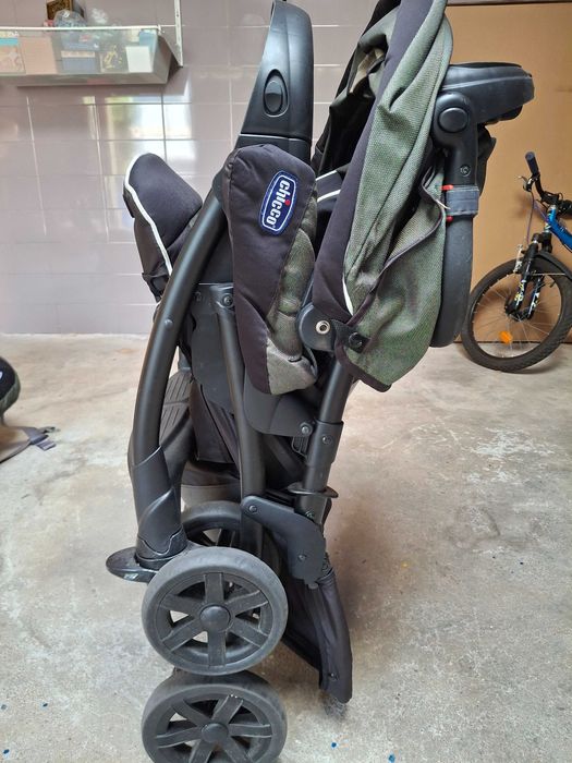 Carrinho de bebé e ovo Chicco