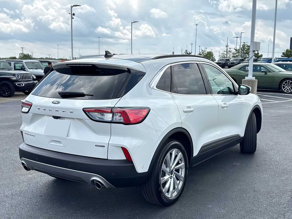 Ford Escape      2021