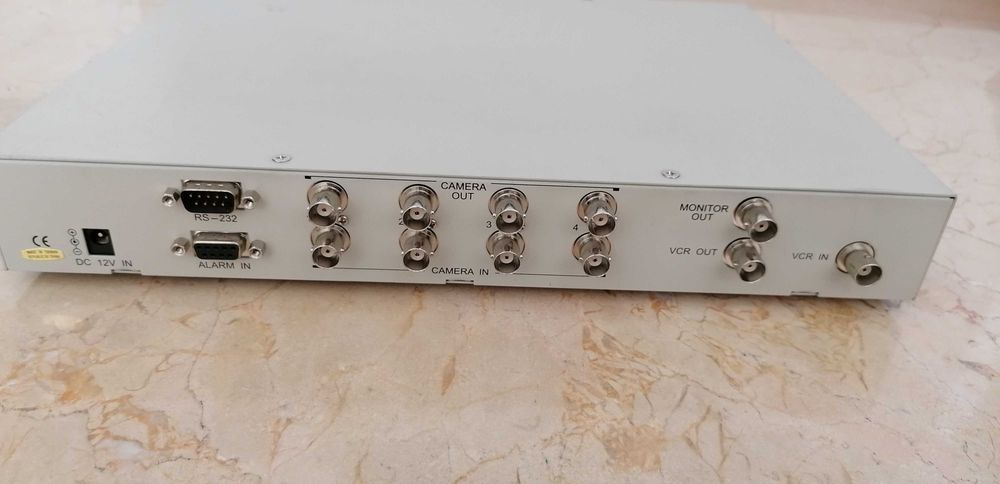 Vendo Quadrilizador + 4 câmaras CCTV - OFEREÇO monitor+placa pci