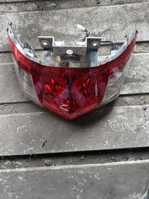 Tylna lampa led Sym Gts Evo 125 H955
