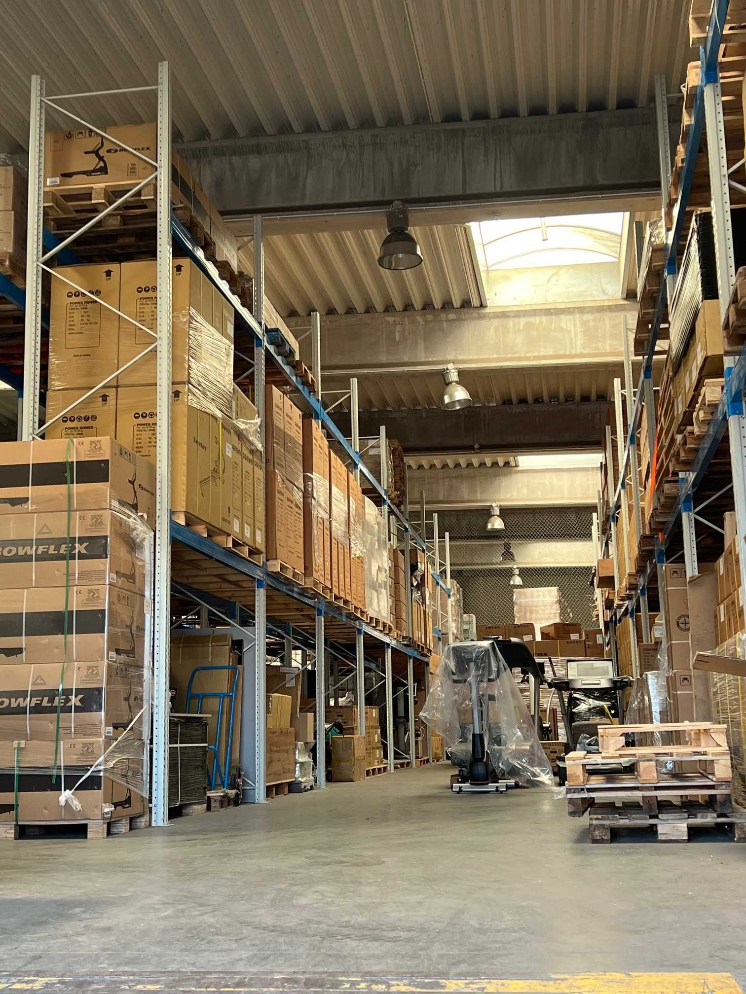 magazyn 180 m², 170 miejsc paletowych, pełna obsługa i ochrona 24/7