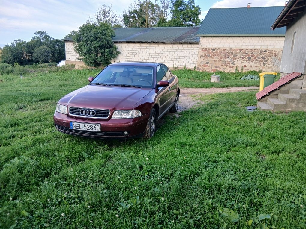 Audi a4 b5  na zwykłej pompie