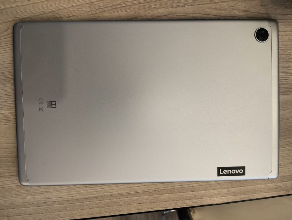 Планшет 10" Lenovo Tab M10 HD 4/64 SIM 4G