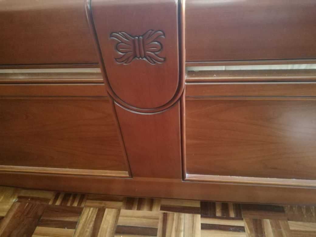 Cama casal Provençal cerejeira maciça 150x200
