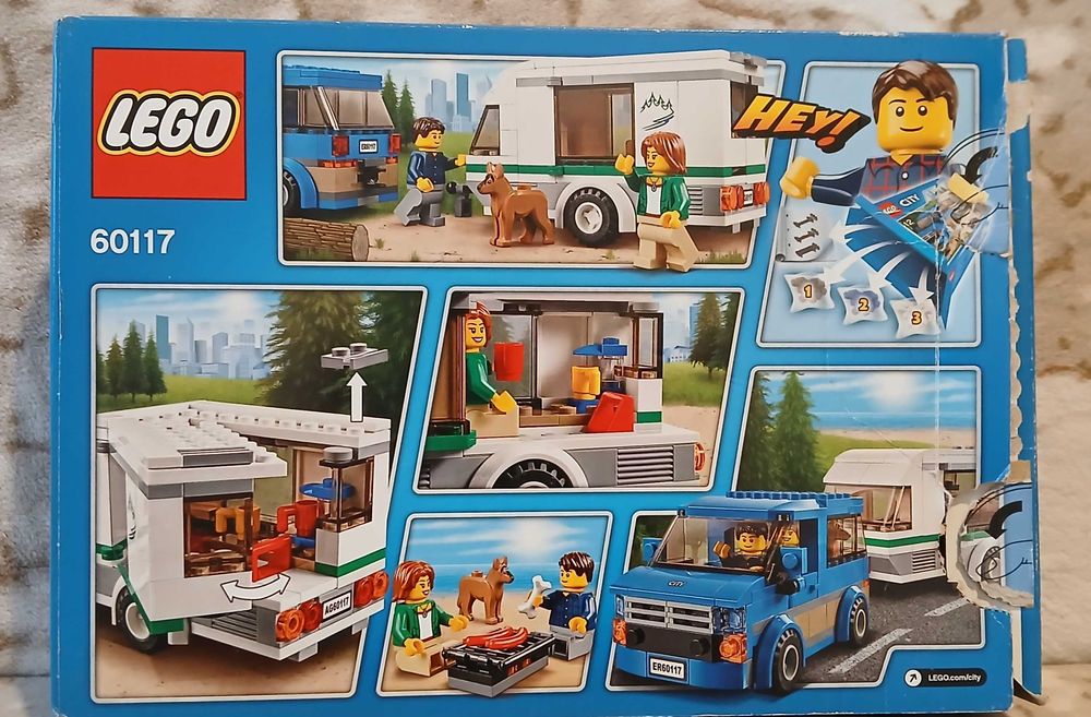 Klocki Lego City (60117) Van z przyczepą kampingową - stan jak nowy