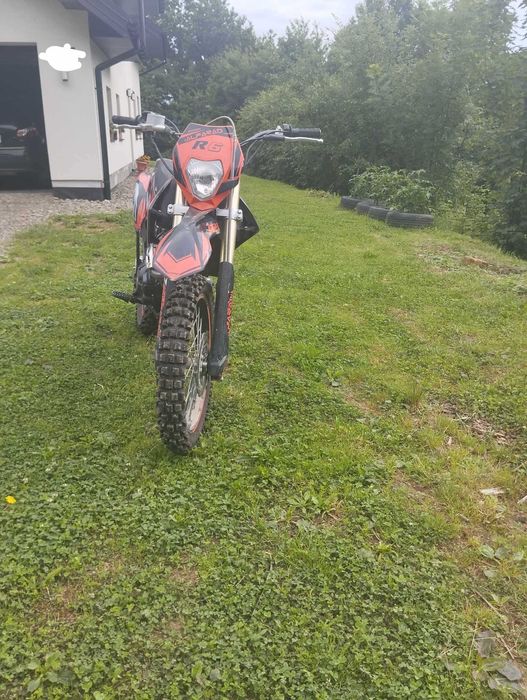 Cross Alfarad R6 250