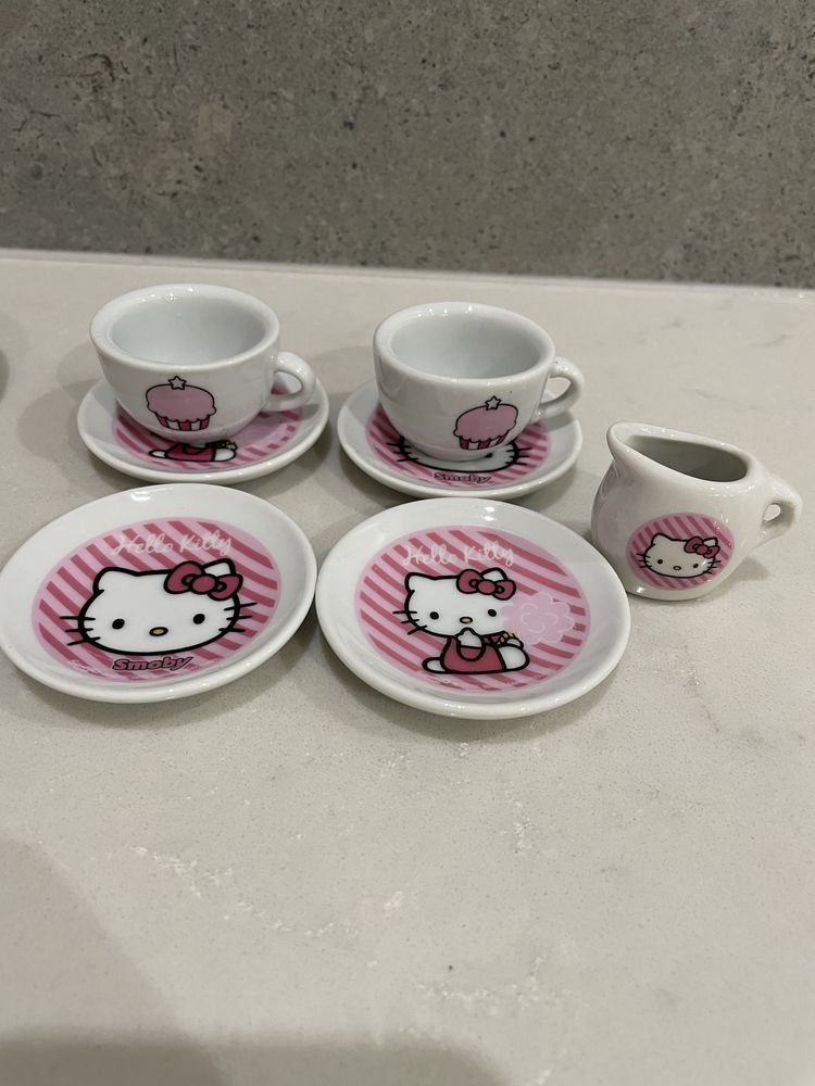 Porcelana Serwis herbatka dla dzieci hallo kitty