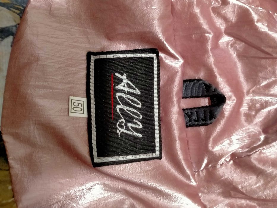 Куртка жіноча нова