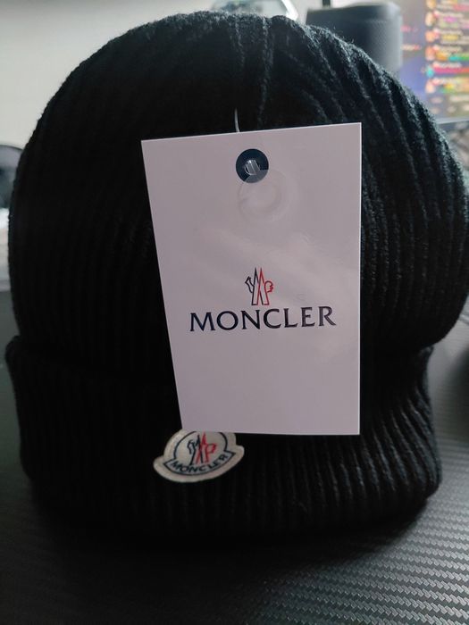 Czapka czarna męska