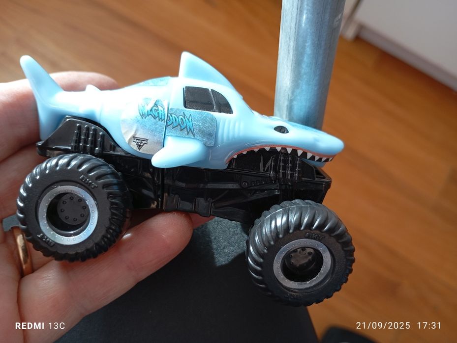 10 miniaturas de carros/carro tubarão