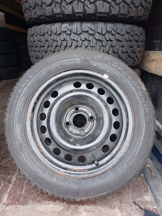 Комплект Шин SEMPERIT SPEED-GRIP, 185/60/15, Стан НОВОЇ !