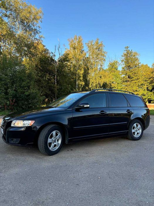 Продам Volvo v50 2009рік 1.6d 110 к.с.