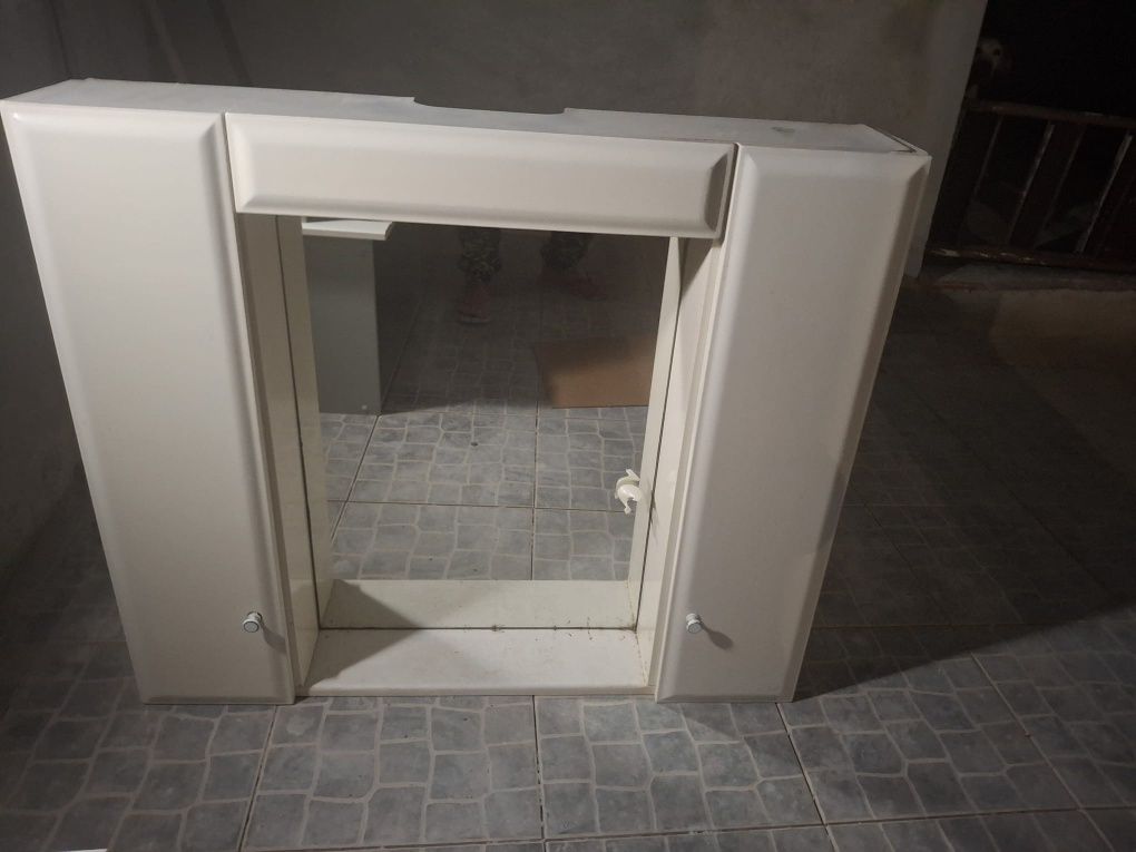Móvel de wc branco