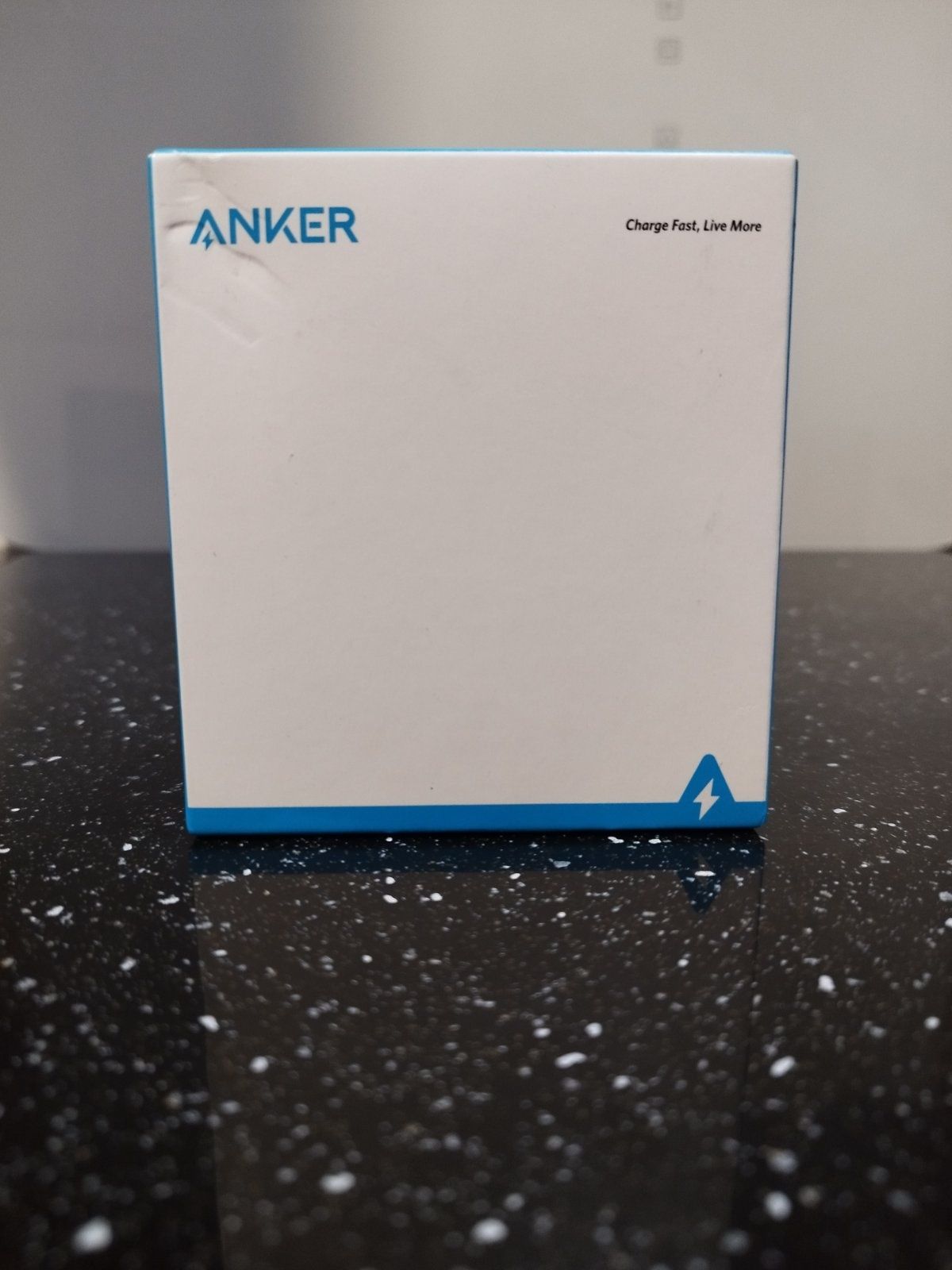 Зарядний пристрій Anker nano pro 521 40w