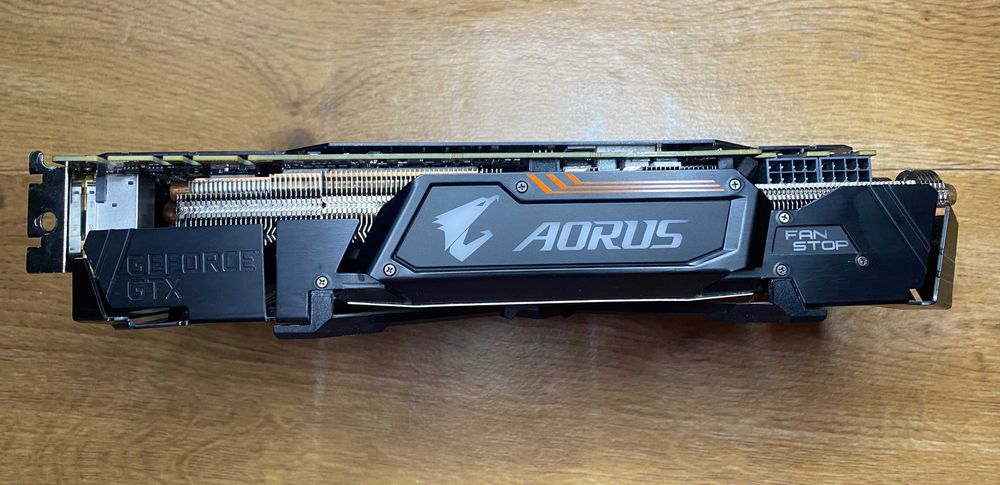 Gigabyte AORUS Xtreme GeForce GTX 1080 Ti 11 gb видеокарта nvidia