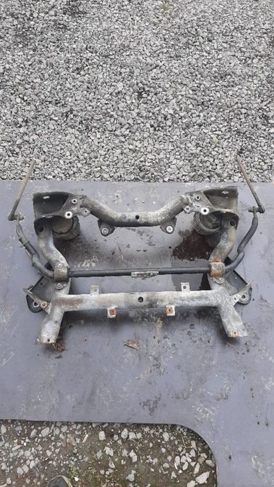 Передній підрамник Mercedes E-class w212