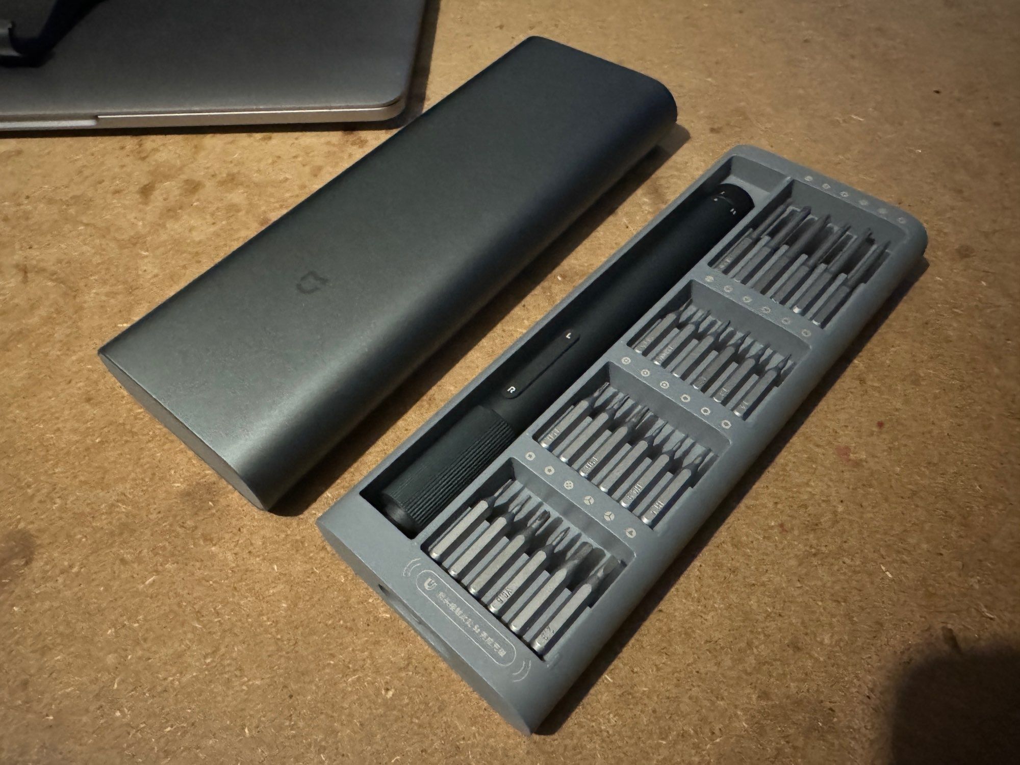 Оригінальна викрутка Xiaomi Mijia 24 in 1 отвертка ручна і електрична