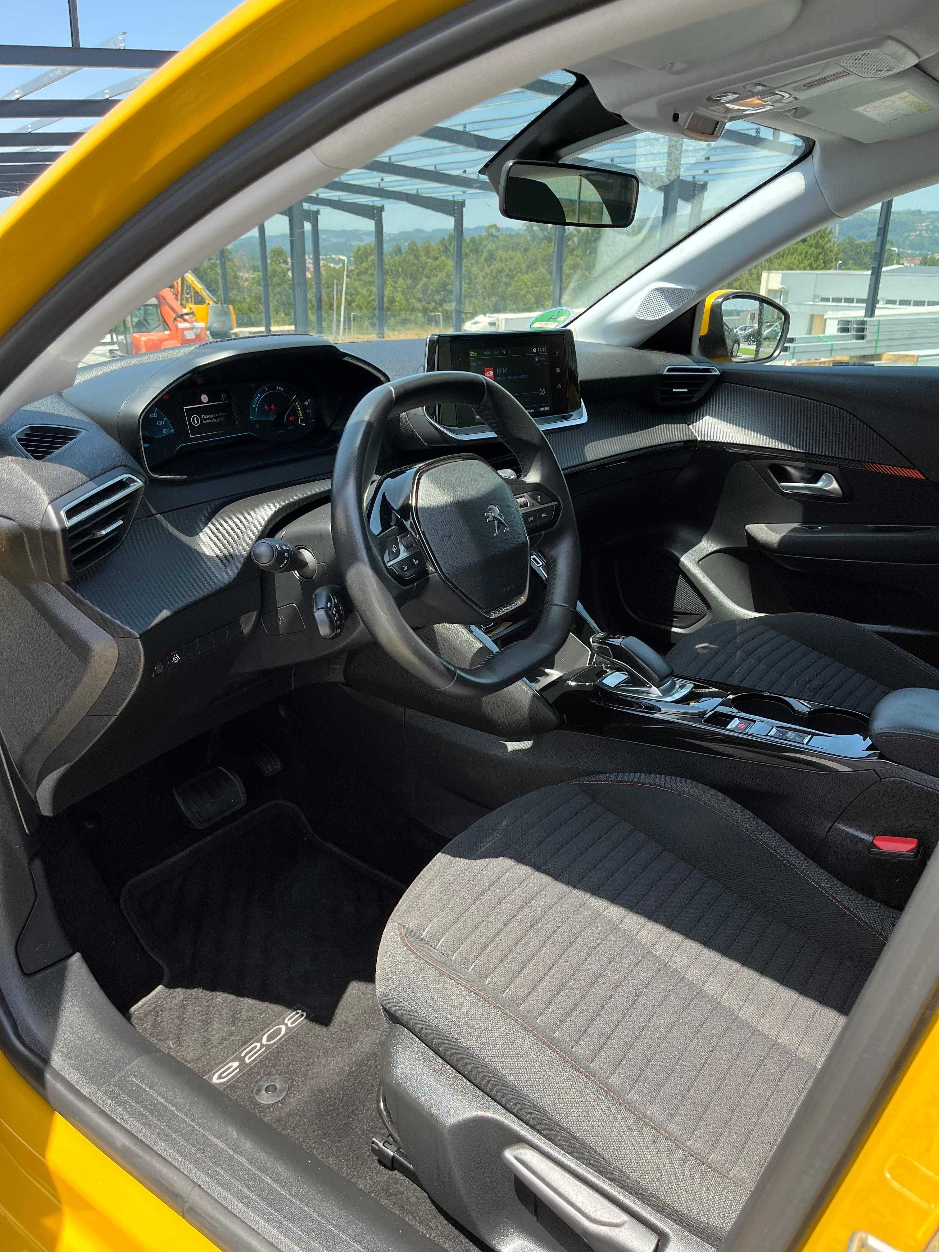 Peugeot e-208 | 136cv | Active Pack | 74.000km | Garantia Incluída