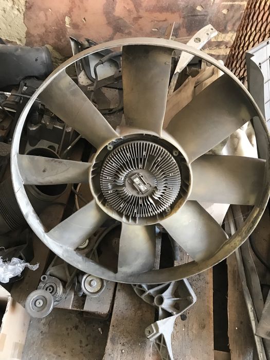 Віскомуфта Мерседес Аксор 1840 400 л.с