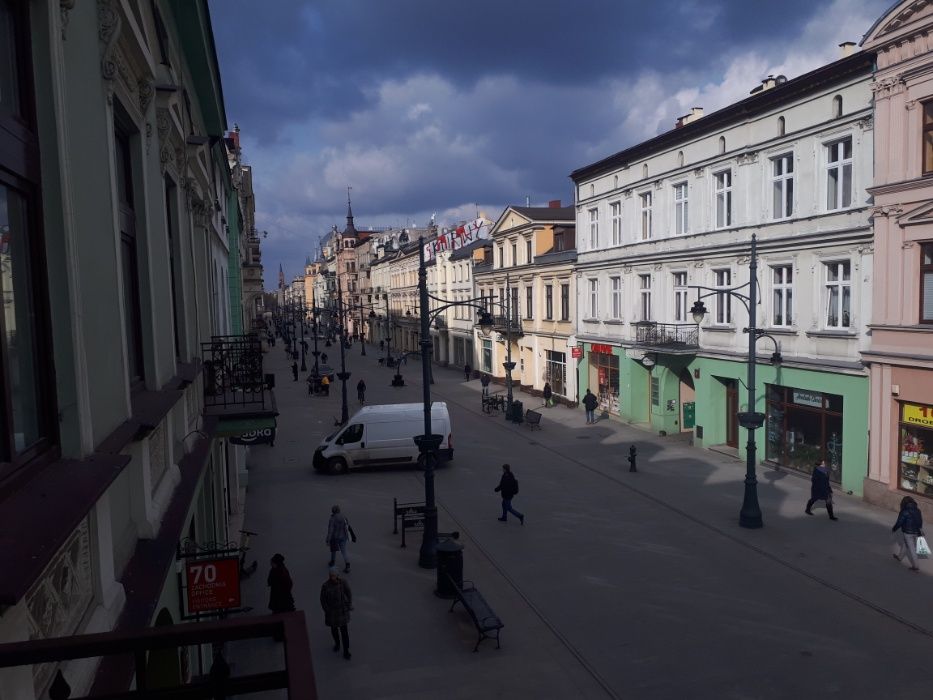 Lokal/ biuro , fryzjer tattoo ok 90 m2 okazja Piotrkowska deptak!!