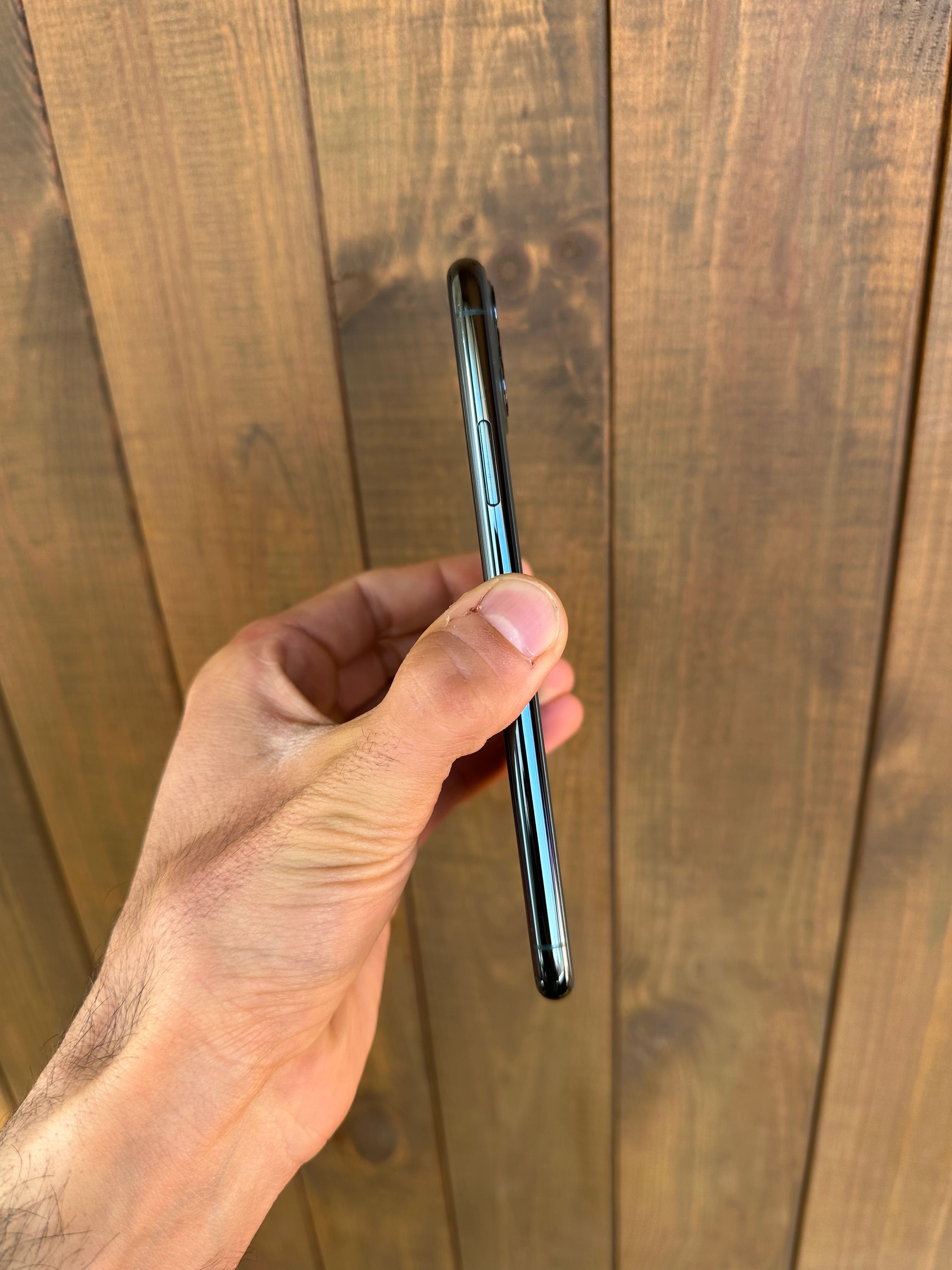 iPhone 11 pro max 64Gb neverlock
