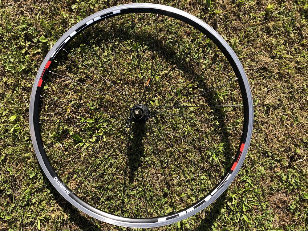 Komplet kół szosowych Shimano R500 WH-R501