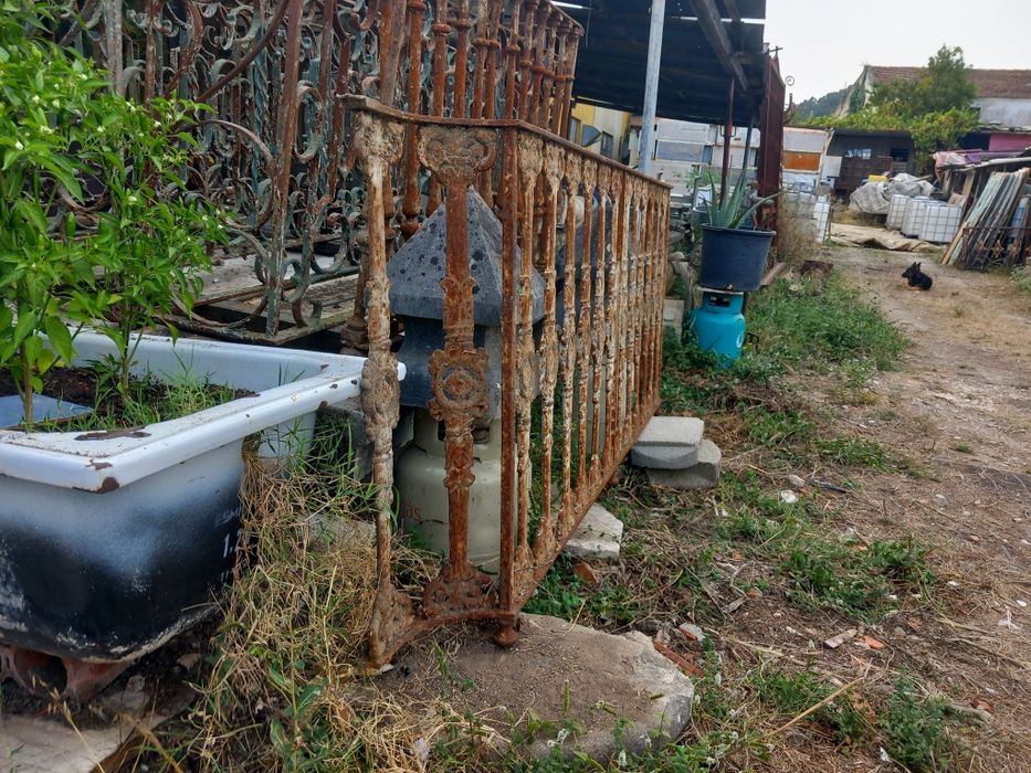 Grade em ferro fundido