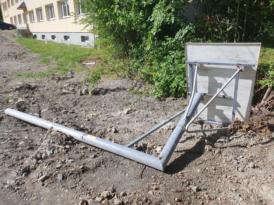 profesjonalne stelaże do kosza z regulacją wysokości 2 szt. z Orlika