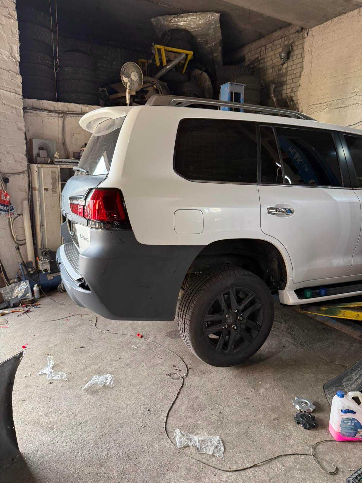 обвес Lexus LX570 2008-2015 лексус лх бампер капот крыло фары фонари