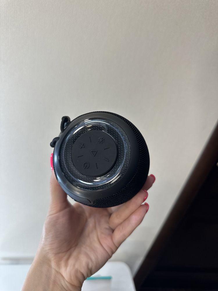 Продам якісну міні-колонку з Bluetooth