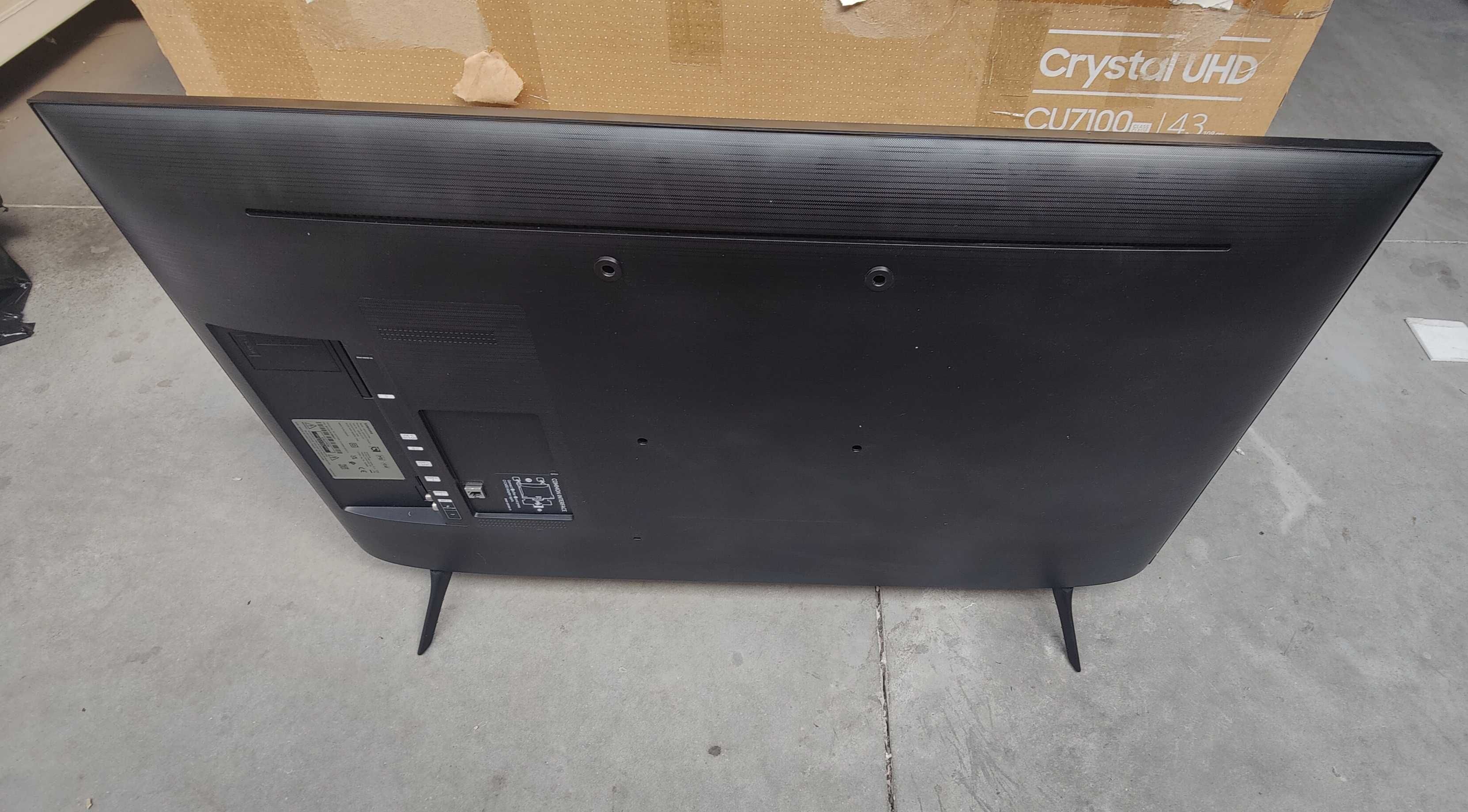 Telewizor Samsung Crystal UHD CU7100