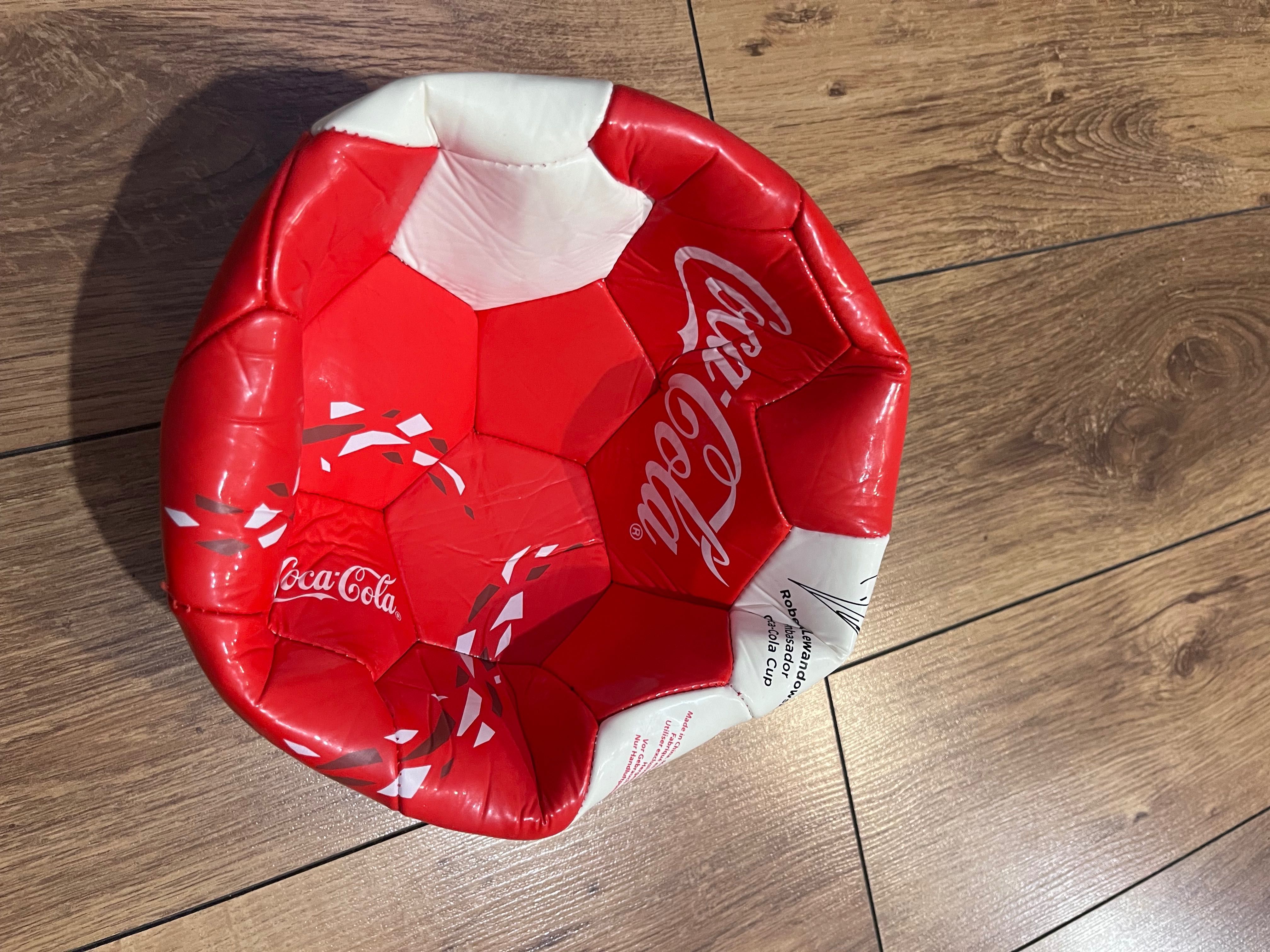 Nowa Piłka Coca Cola x Robert Lewandowski