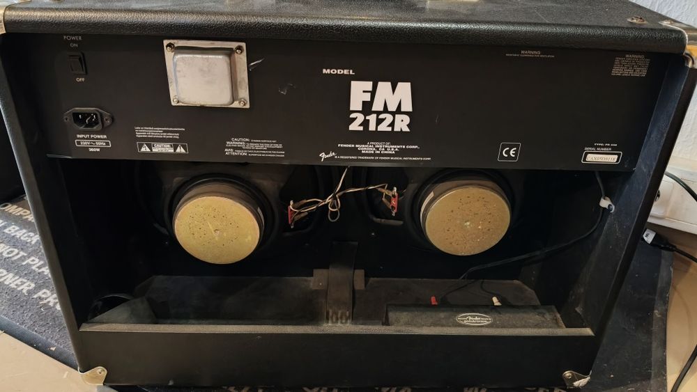 Fender combo stereo FM 212R