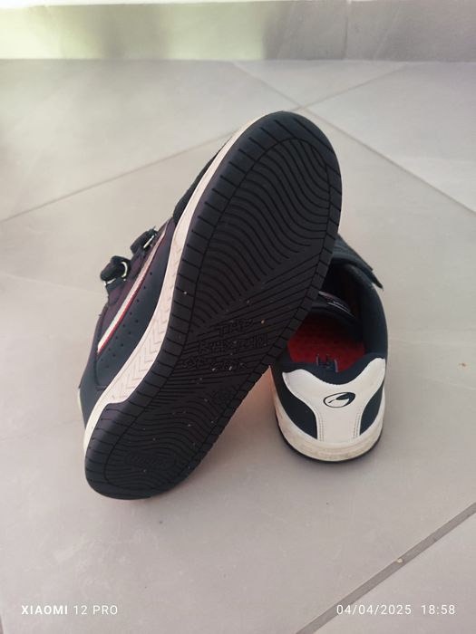 Ténis da marca Beppi