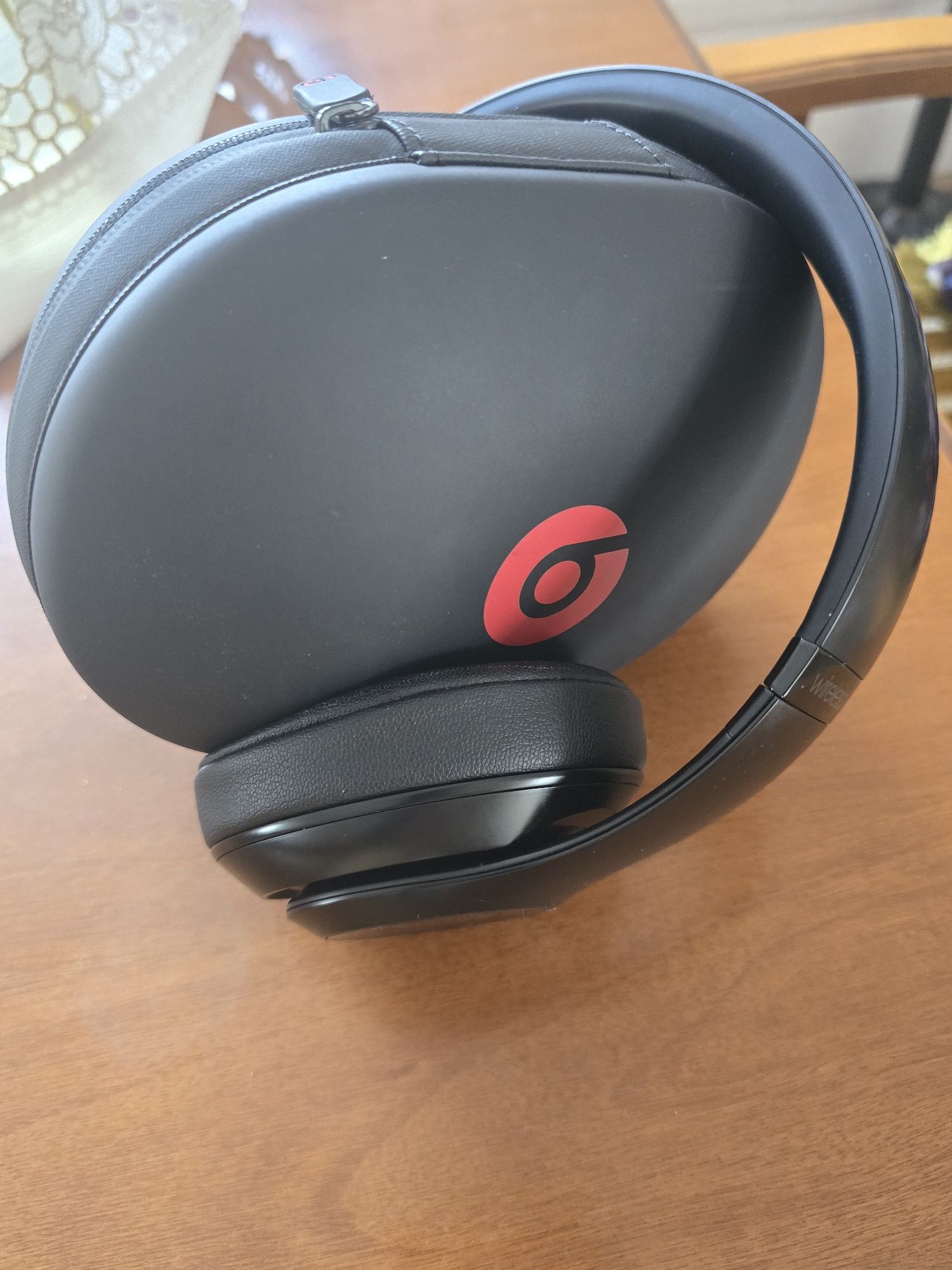 Beats wireless studio 3