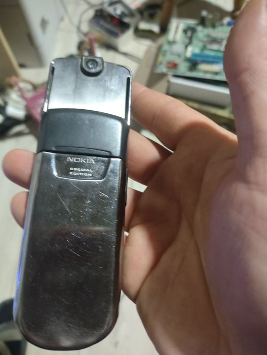 Nokia 8800 есть несколько вариантов...