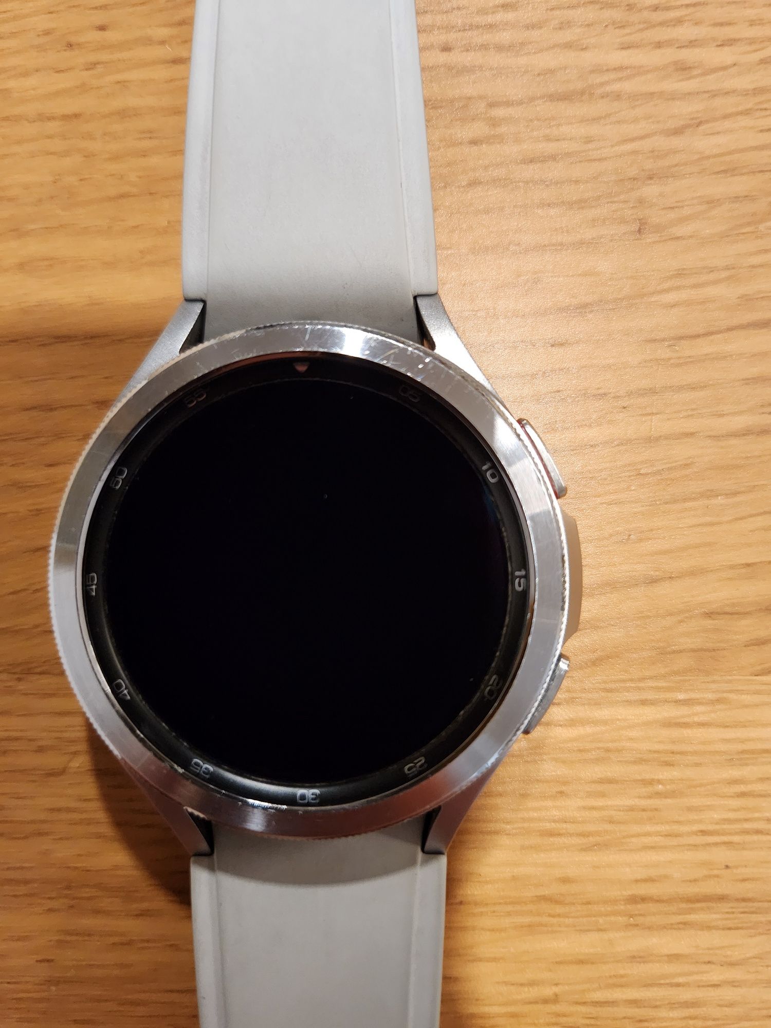 Samsung Galaxy Watch SM-R895F