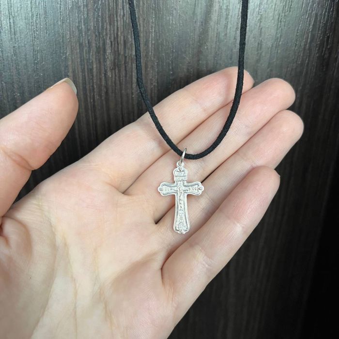 Недорогі срібні хрестики