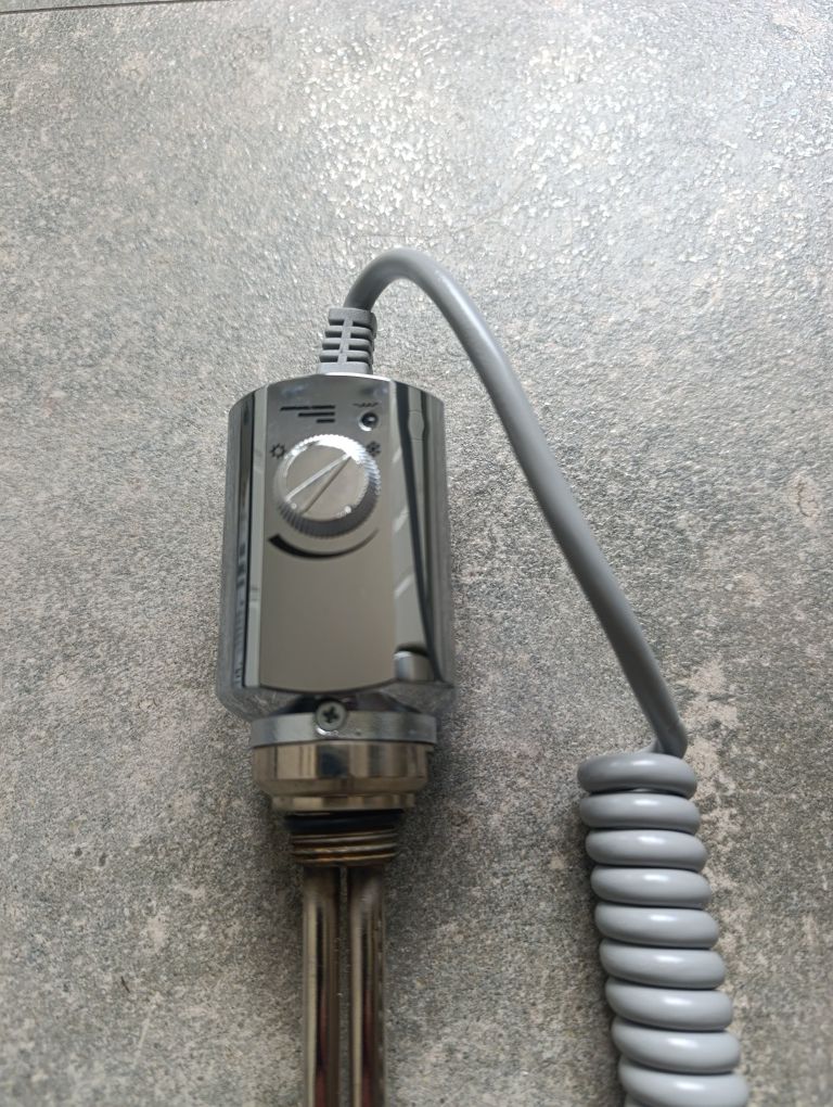 Grzałka elektryczna 900W do grzejnika