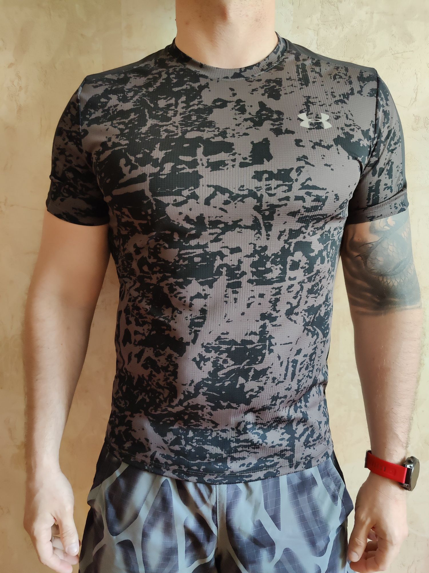 Футболка under armour оригінал