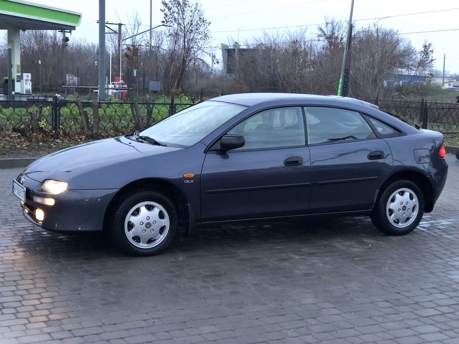 Mazda 323F BA 1998