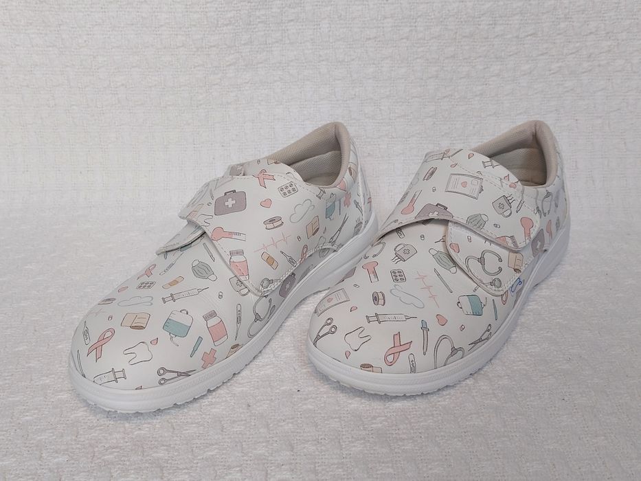 Sapato para enfermeira/auxiliar de saúde